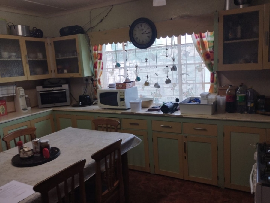6 Bedroom Property for Sale in Boshof Free State